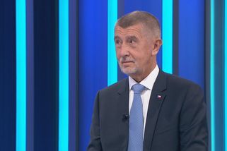 Nepřátelé, bojte se, stojí proti vám mocná Babišov...